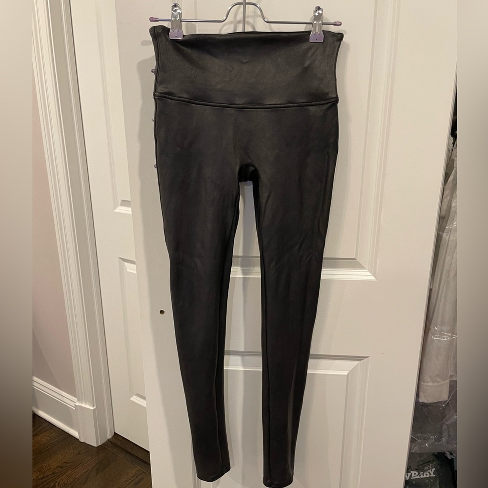 Spanx Faux Leather Leggings, Black (size M)